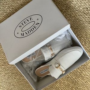 White Steve Madden Loafers size 11